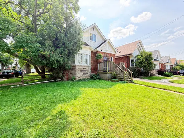 1 Norwood RD, Hamilton, ON L8S 3P8