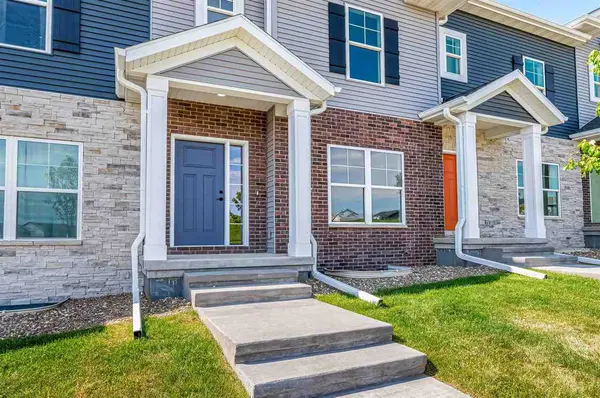 630 Catherine Dr, Tiffin, IA 52340