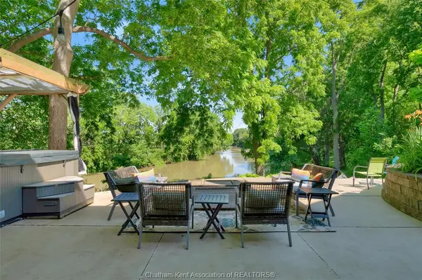 472 SYDENHAM Street, Dresden, ON N0P 1M0