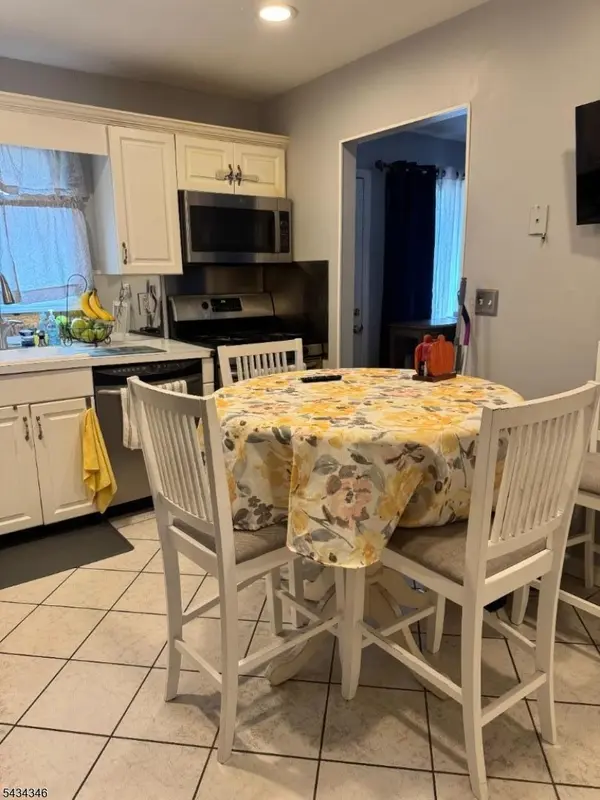 1578 Broad St, Bloomfield Twp., NJ 07003
