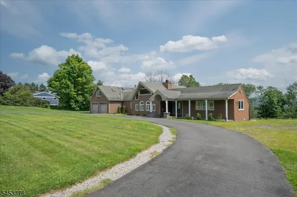 11 Summit Dr, Frankford Twp., NJ 07826