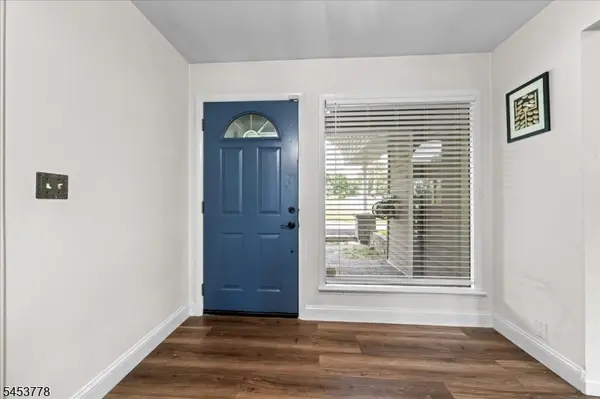 11 Summit Dr, Frankford Twp., NJ 07826