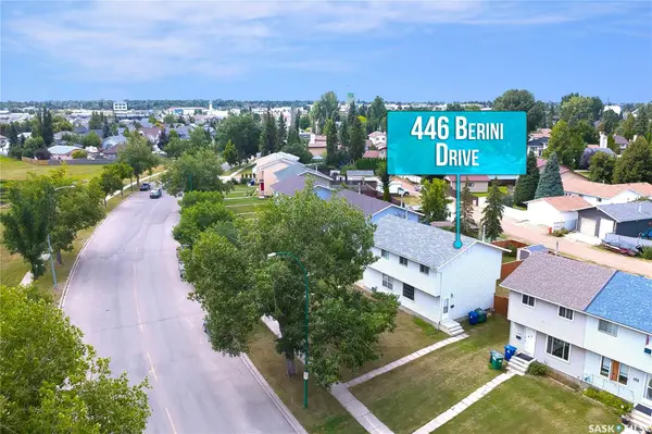 446 Berini DRIVE, Saskatoon, SK S7N 3N5