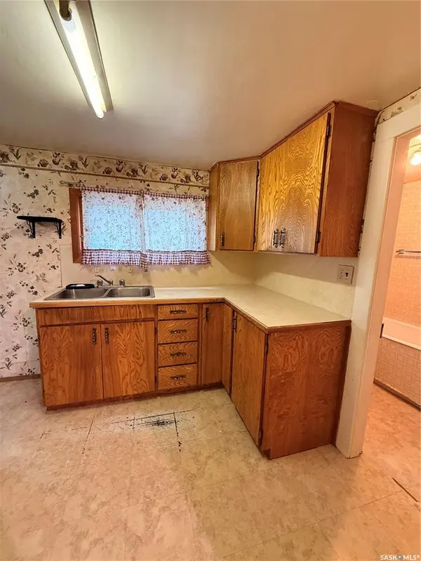 538 Centre STREET, Shaunavon, SK S0N 2M0