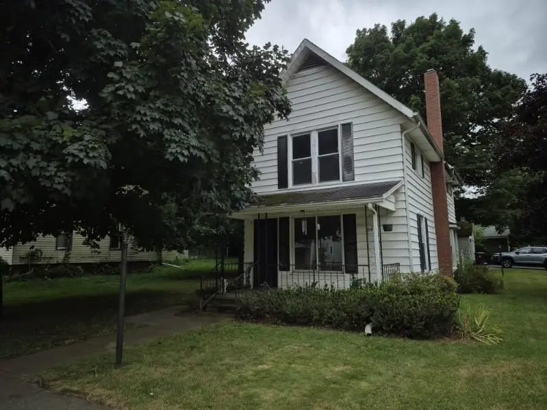 304 S Water ST, Stockbridge, MI 49285