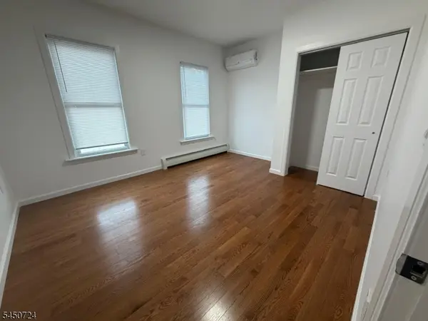 49 Mercer St, Paterson City, NJ 07524