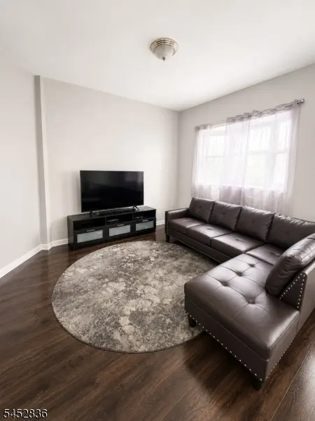 279 N 6Th St, Newark City, NJ 07107