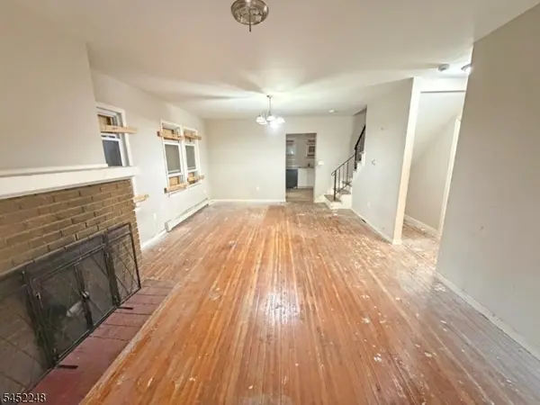 13 Linwood Pl, East Orange City, NJ 07017
