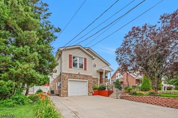 605 Corliss Ave, Phillipsburg Town, NJ 08865