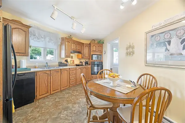 1 Sarasota Court, St. Johns, NL A1E5Z7