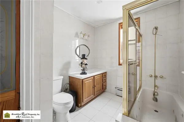6659 Colonial RD, Brooklyn, NY 11220