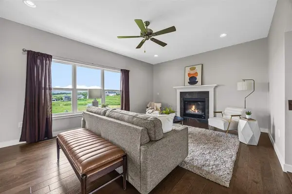 1300 E Tartan Dr, North Liberty, IA 52317