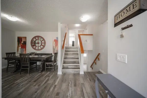 136 Tundra DR, Fort Mcmurray, AB T9H 4S7
