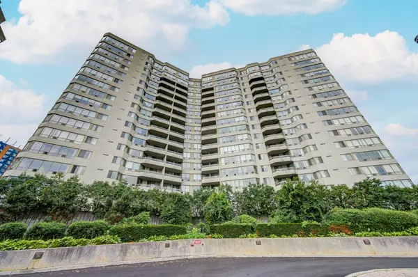 160 alton towers CIR #1607, Toronto E07, ON M1V 4X8