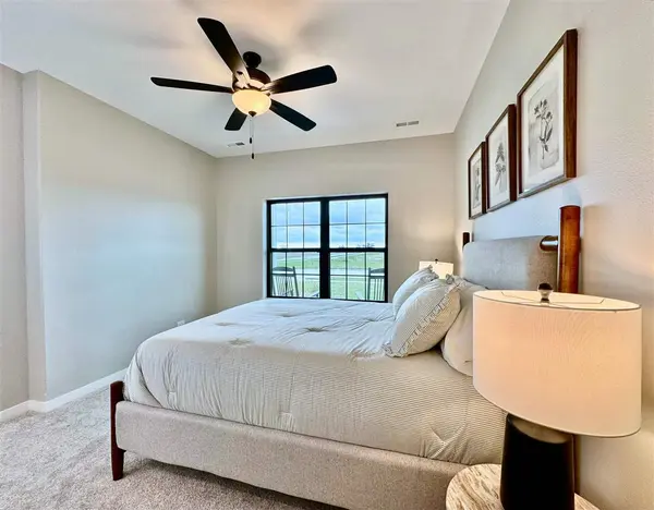1200 Roosevelt Circle, North Liberty, IA 52317