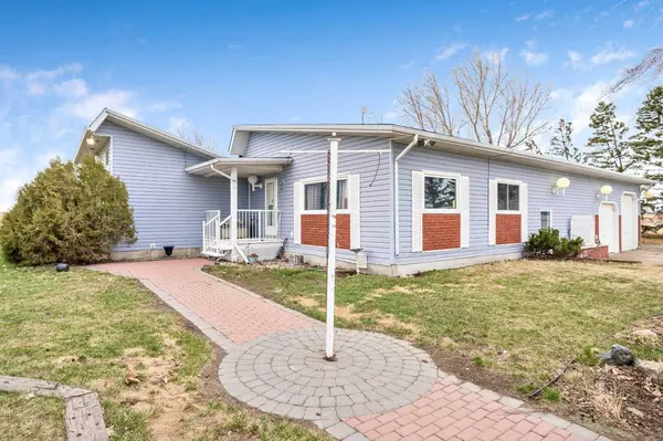 222082 Highway 817, Rural Wheatland County, AB T0J 0M0