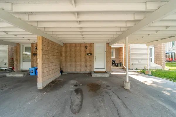 65 Glamis RD #19, Cambridge, ON N1R 6W4