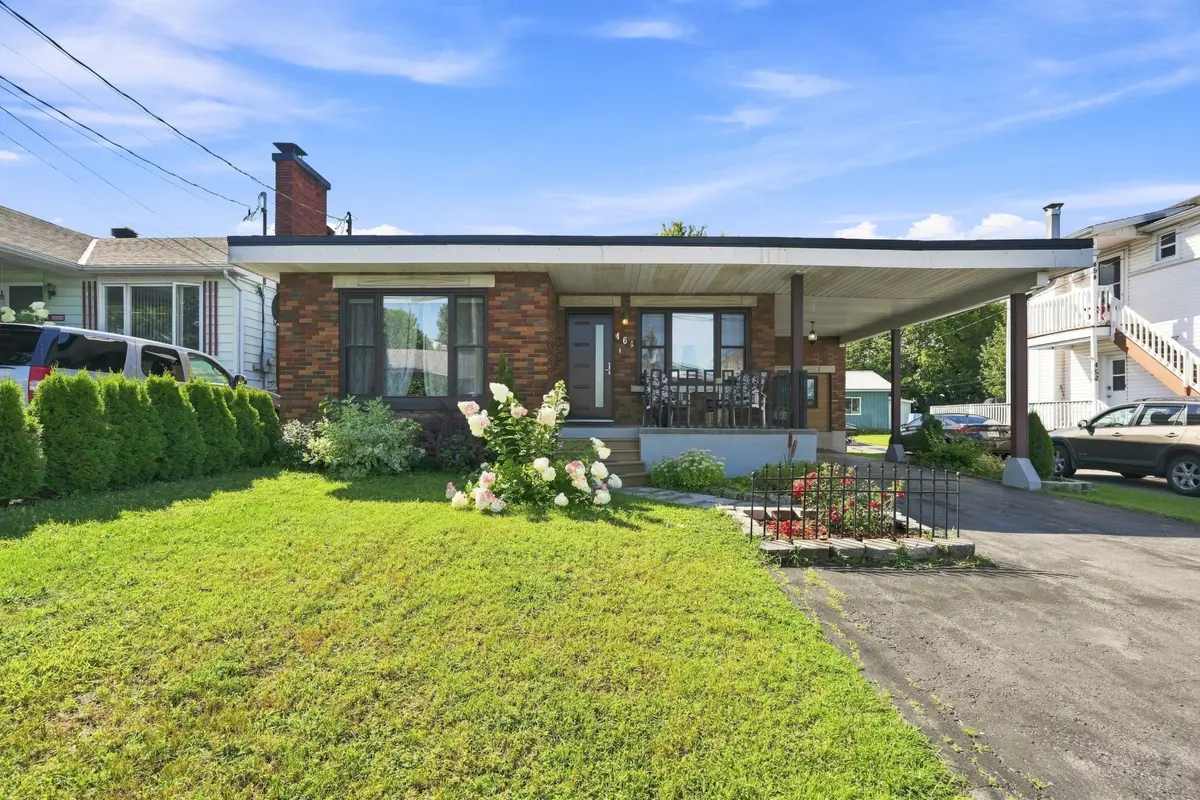 464 Laurier ST, Hawkesbury, ON K6A 2A6