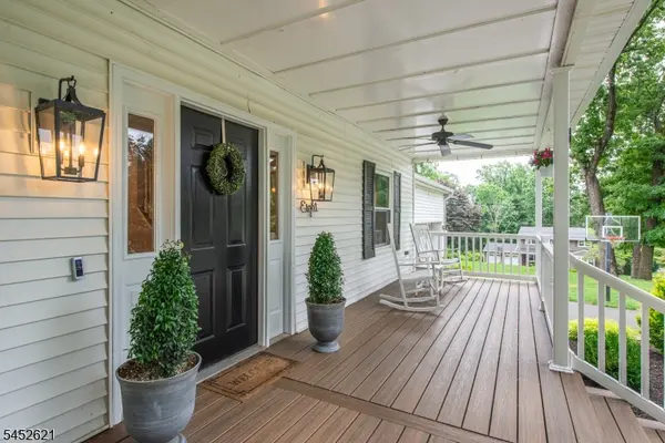 8 SOUTHVIEW RD, Randolph Twp., NJ 07869
