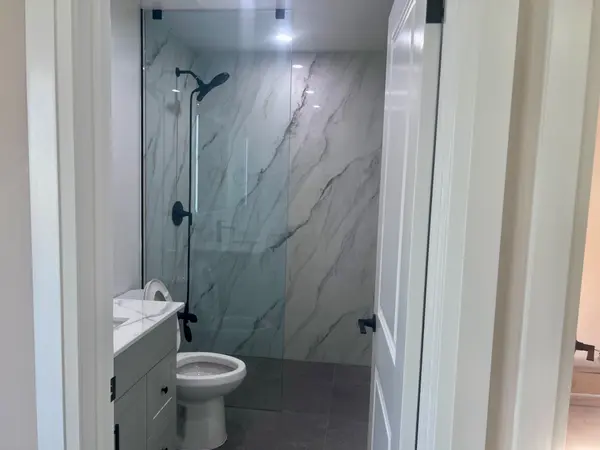 41 Dromore Garden Suite CRES, Toronto C07, ON M2R 2H4