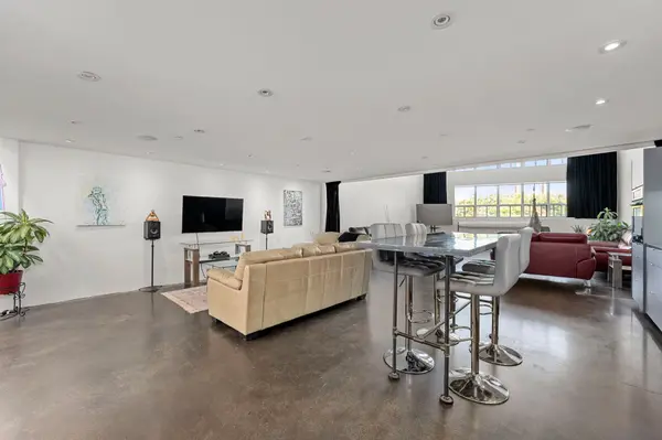 1173 Dundas ST E #226, Toronto E01, ON M4M 3P1