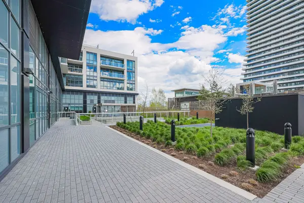 65 Annie Craig DR #1110, Toronto W06, ON M8V 0C4