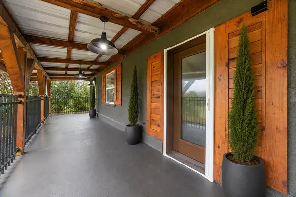 1009 KULALOA RD, Hilo, HI 96720