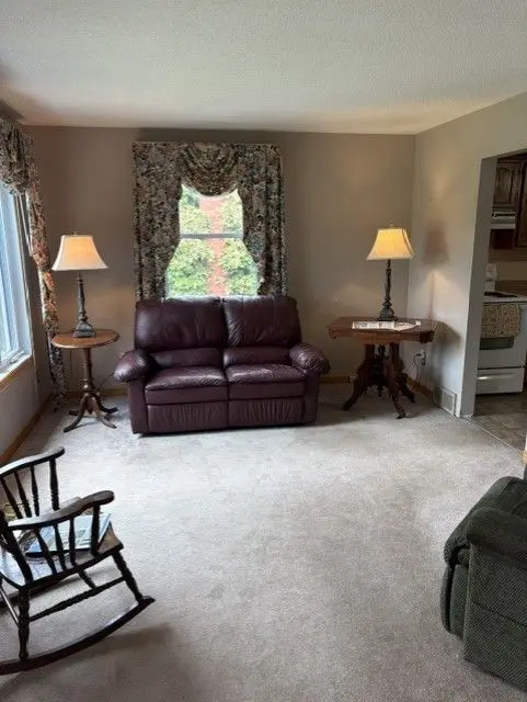 28 Dieppe DR, St. Thomas, ON N5R 4G7
