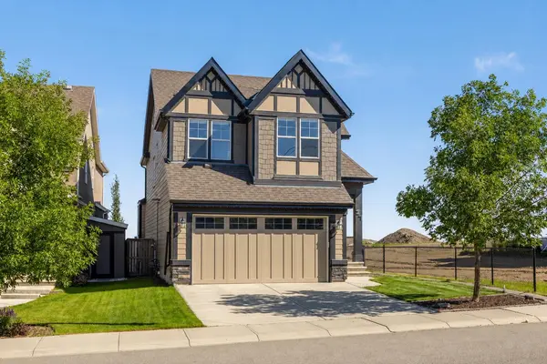 27 Mahogany CRES SE, Calgary, AB T3M 2K6