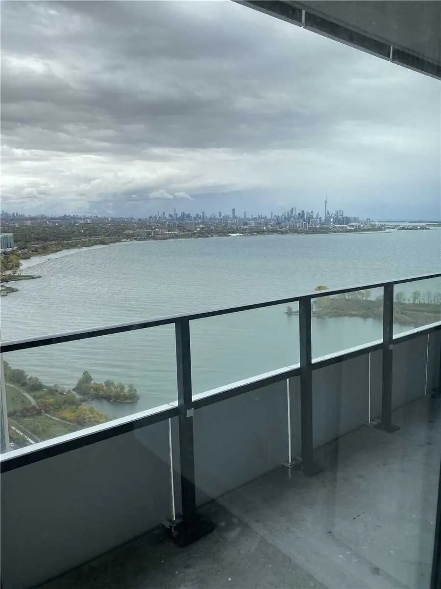 20 Shore Breeze DR #3904, Toronto W06, ON M8V 0C7