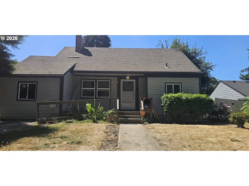 10238 N JAMES ST, Portland, OR 97203