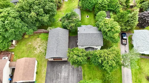 7 Oakes Road, Deer Lake, NL A8A 1X5