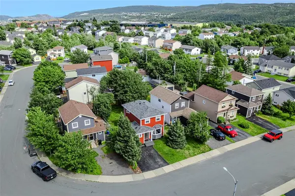 10 Browne Crescent, St. John's, NL A1E 4N4