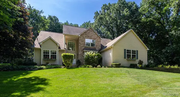 4430 Sedona DR, Independence Charter Township, MI 48348