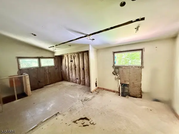 69 Cranberry Ledge Rd, Byram Twp., NJ 07821