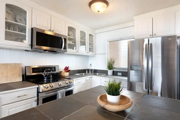 75-5766 KUAKINI HIGHWAY #609, Kailua Kona, HI 96740
