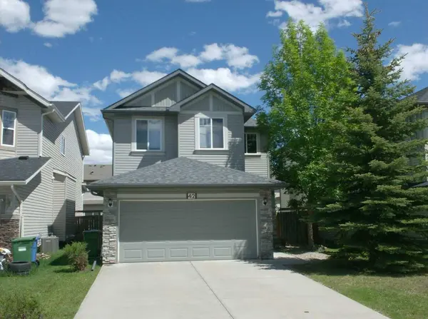 42 Everoak GN SW, Calgary, AB T2Y 0J5