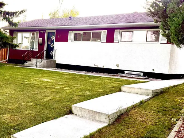 21 Cawder DR NW, Calgary, AB T2L0L8