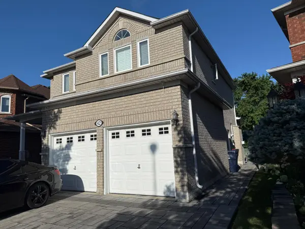 42 Stonebridge BLVD, Toronto E05, ON M1W 4A7