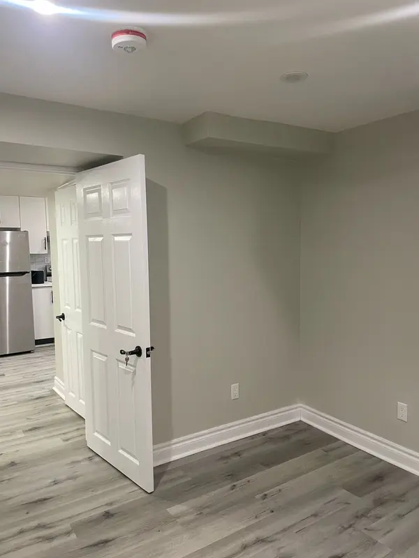 292 Windfield Farm DR, Oshawa, ON L1L 0M3