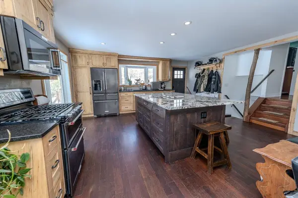 1127 Perry LN, Frontenac, ON K0H 2T0