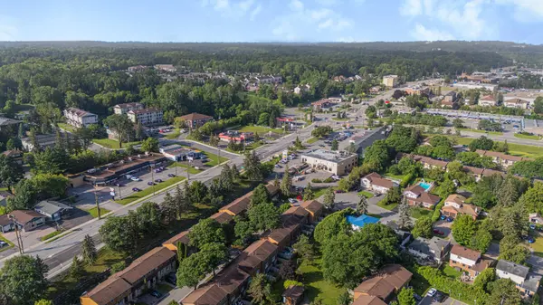 1777 Trappist LN, Orleans - Convent Glen And Area, ON K1C 1X7