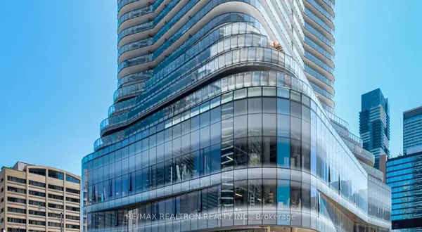 11 Wellesley ST W #5702, Toronto C01, ON M4Y 1E8