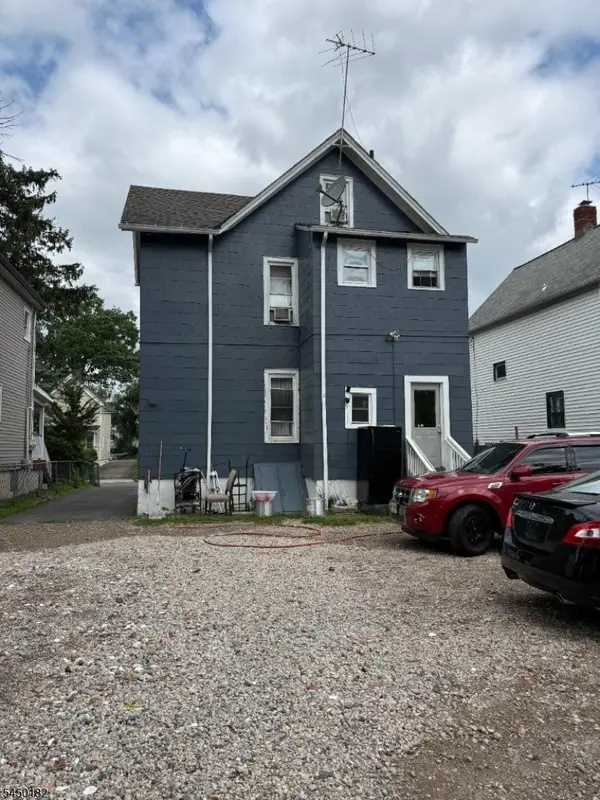 725 W 3rd St, Plainfield City, NJ 07060