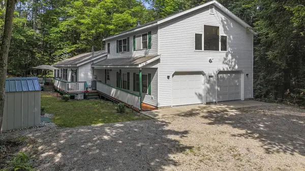 13057 N Cherrywood CT, Leelanau Twp, MI 49670
