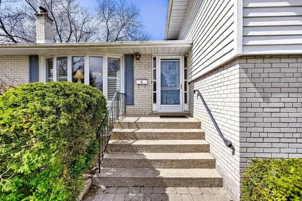 6 Willowgate DR #Main Floor, Markham, ON L3P 1G2