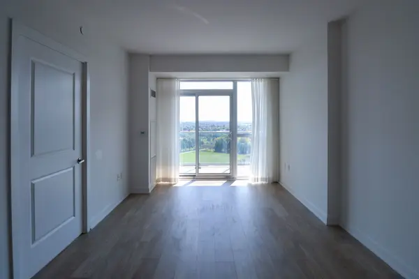 4699 Glen Erin DR #1006, Mississauga, ON L5M 2E5