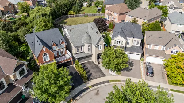 82 Penbridge CIR, Brampton, ON L7A 2R1