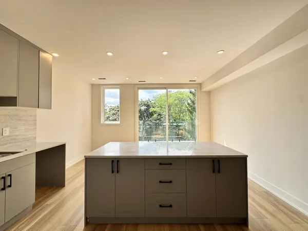 269 Brunswick AVE #2, Toronto C01, ON M5S 2M6