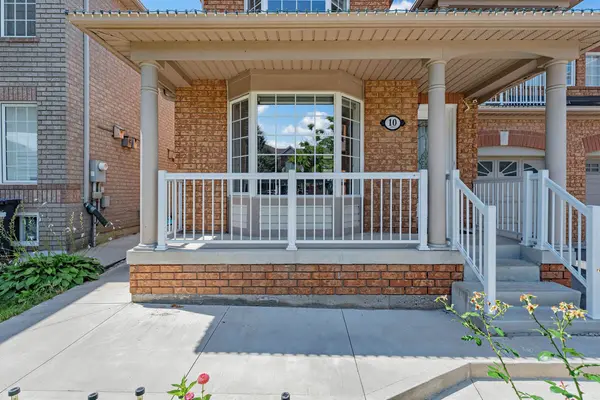 10 Checkerberry CRES, Brampton, ON L6R 2T2